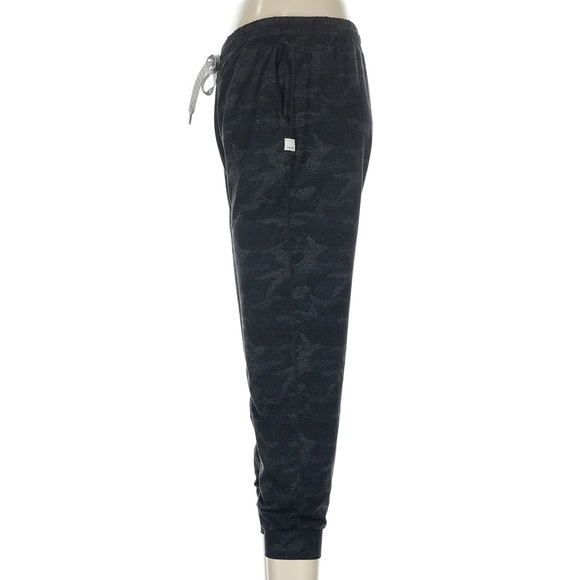 Vuori Performance Jogger Women's DreamKnit™ Joggers Black Camo Small - Picture 4 of 9